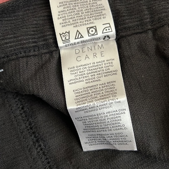 NWT - Kensie High Rise Fine Wale Cord Skirt with Button Detail - Picture 10 of 11